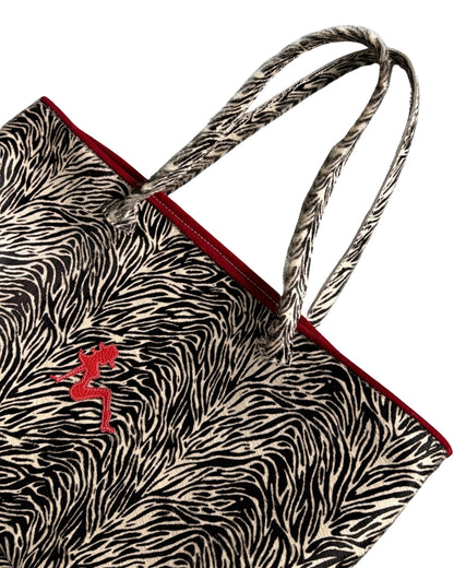 1/1 ZEBRA EVERYDAY BAG